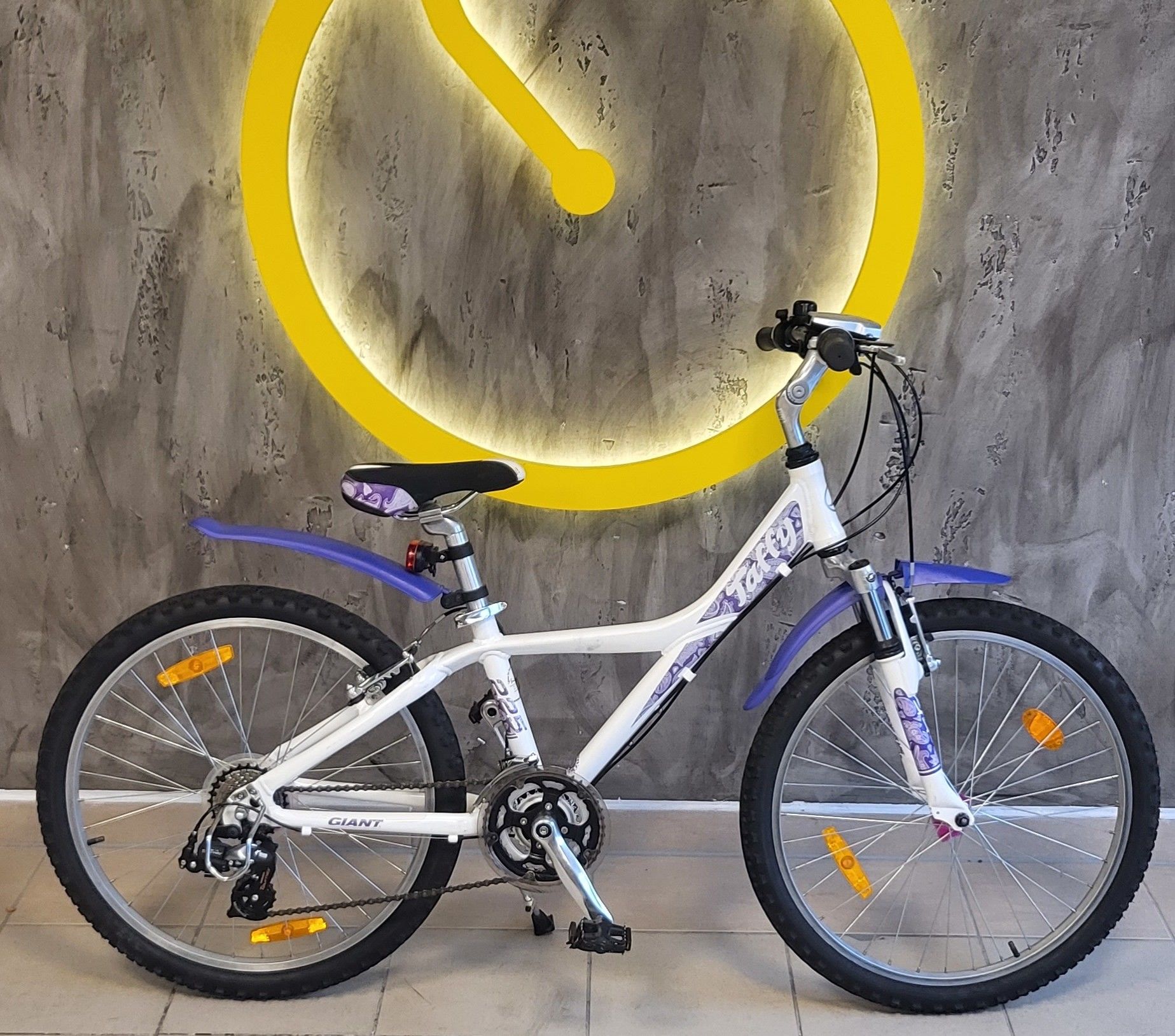 © SEB Leipzig weißes 24 Zoll Kinderrad