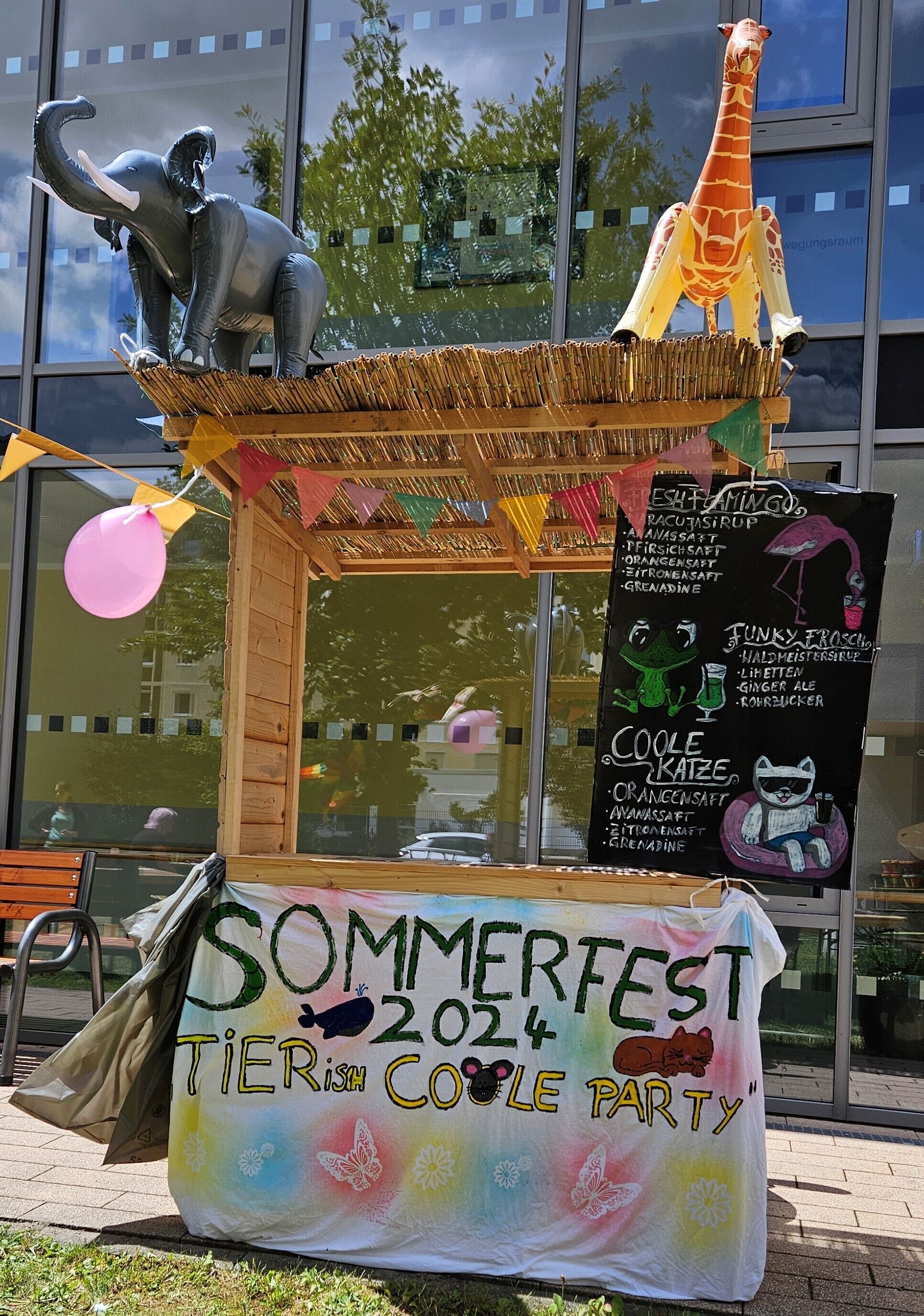 © SEB Leipzig Ein geschmückter Cocktailstand