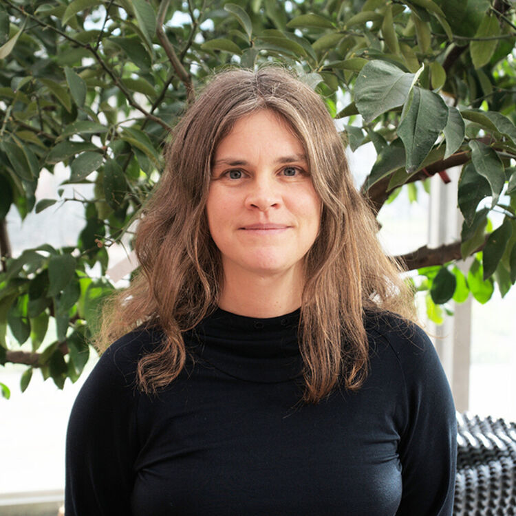 Portrait von Alexandra May