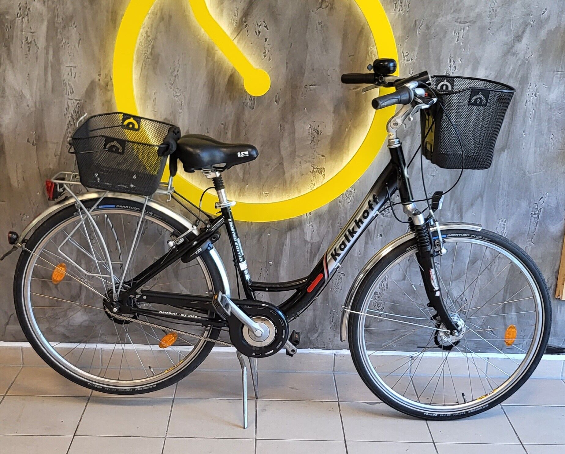 © SEB Leipzig schwarzes 28 Zoll Damen City-Rad