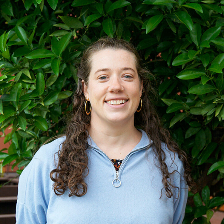 Portrait von Julia Steckenreiter