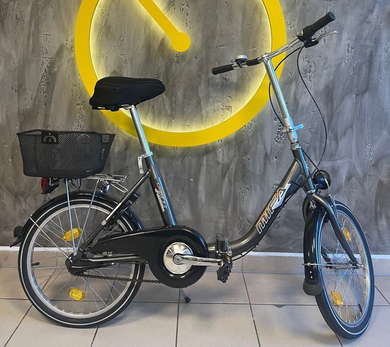 graues Mifa Klapprad