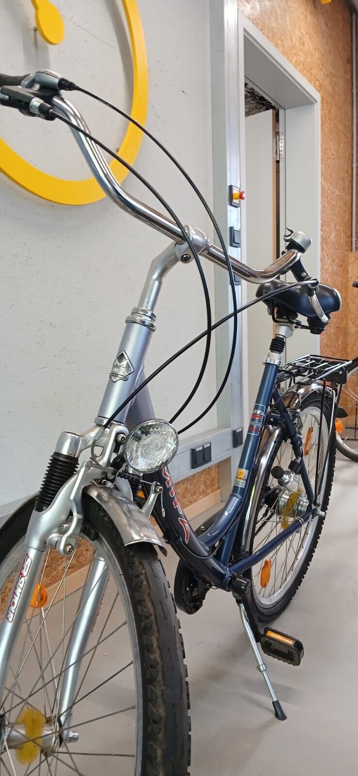 graues 26 Zoll Damenfahrrad